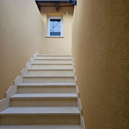 Mare Fuori Guest house 3*